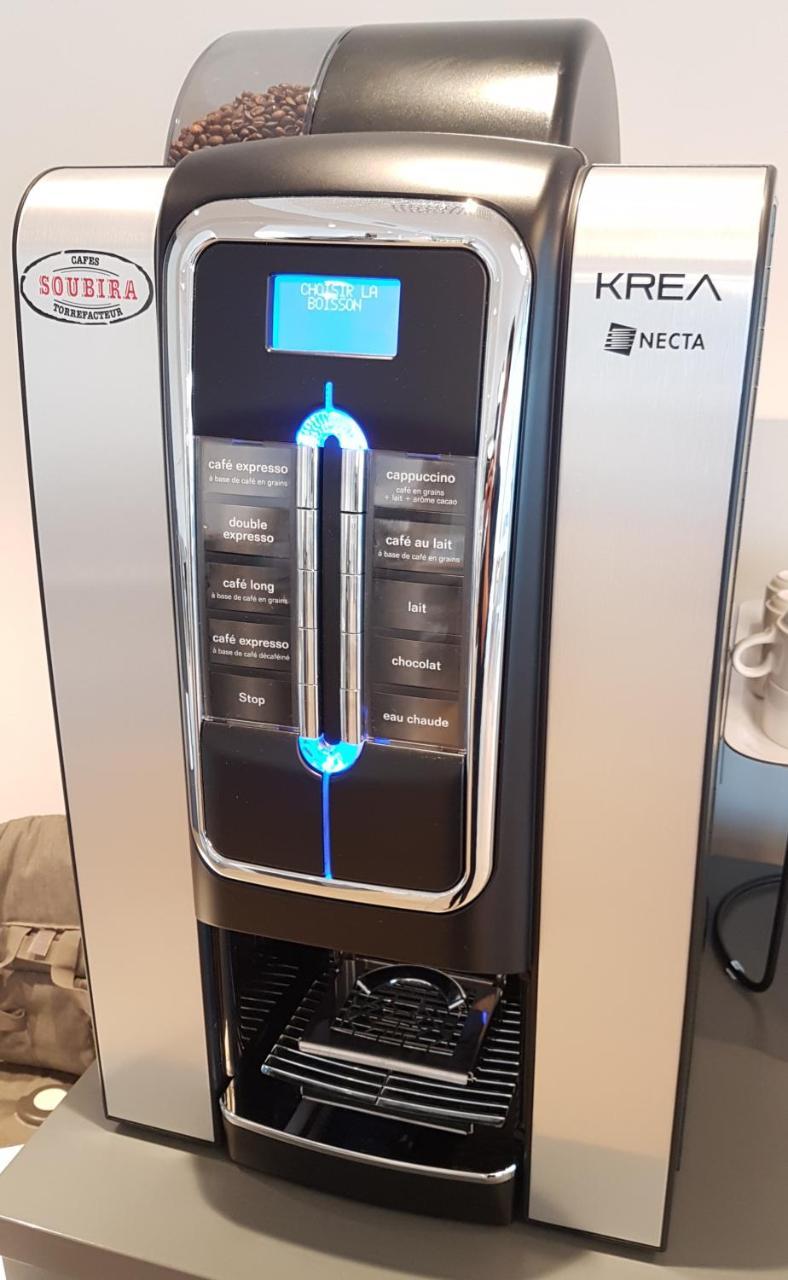 恩奈特酒店 格拉迪尼昂 外观 照片